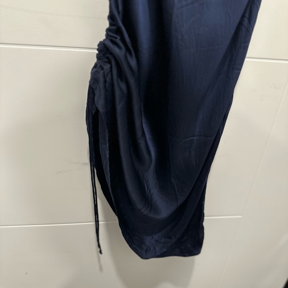 Gorgeous deep navy blue dress. Worn once. - Picture 5 of 5